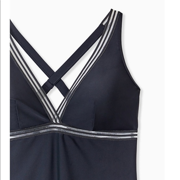 Torrid SHADOW STRIPE INSET WIRELESS SWIMSUIT - Picture 8 of 13